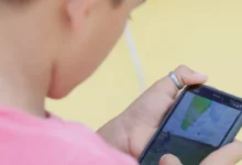 Senado aprova projeto para restringir uso de celular em escolas