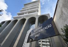 Contribuintes de Natal recebem carnês do IPTU 2025 com opções de pagamento parcelado