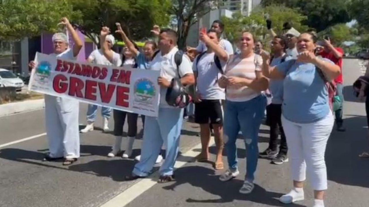 Greve de trabalhadores terceirizados paralisa setor de nutrição do Hospital Walfredo Gurgel