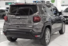 Jeep Renegade Trailhawk 2025 com desconto de R$ 29 mil para PcD