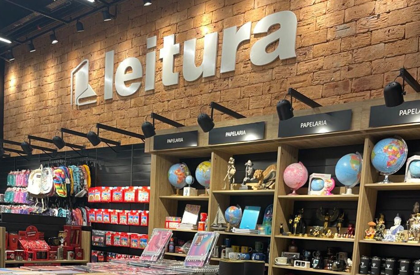 Livraria Leitura oferece brindes da Disney em campanha de volta às aulas