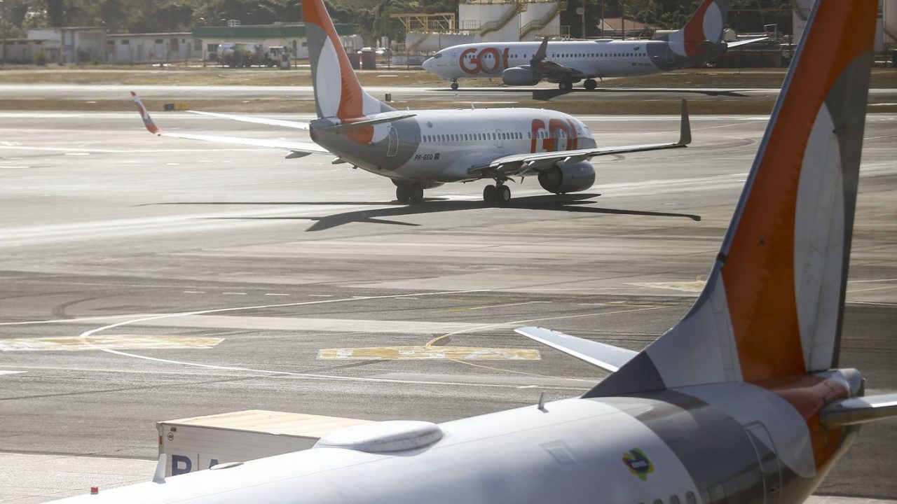 Azul e Gol assinam acordo para avaliar fusão entre as aéreas