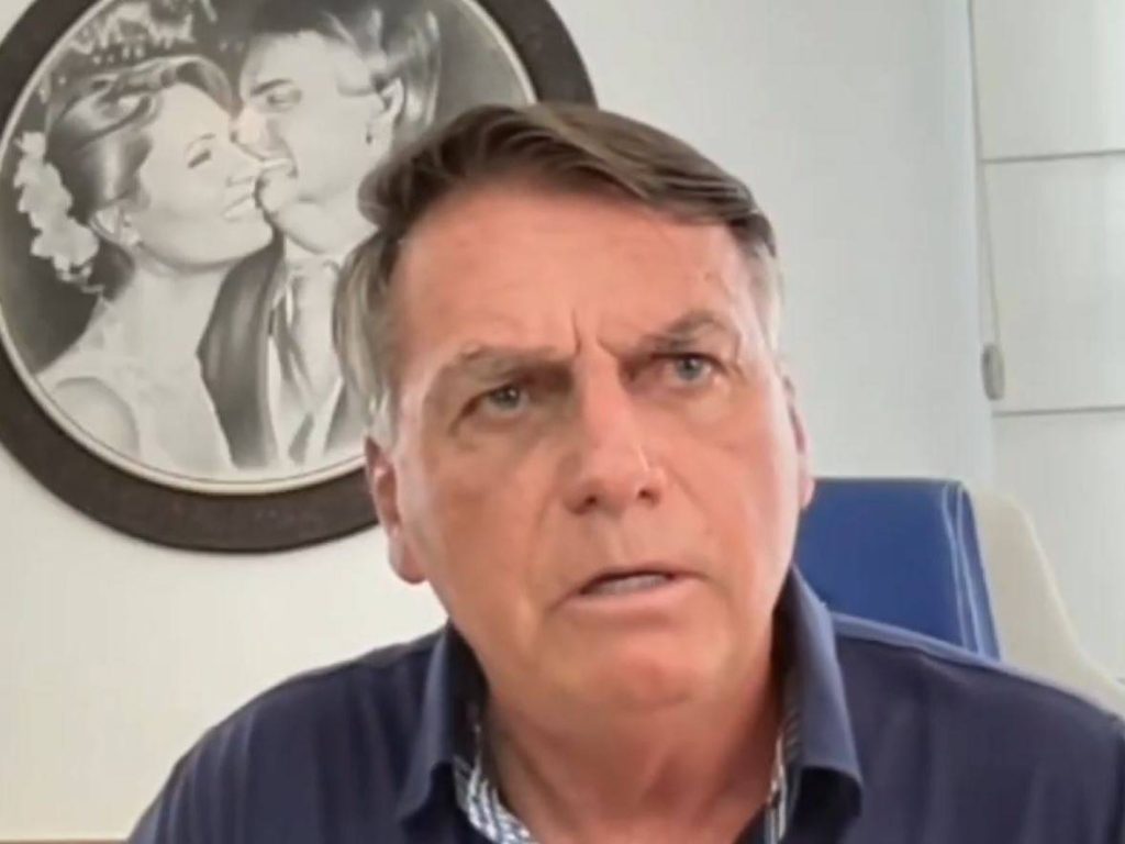 [VÍDEO] Bolsonaro: “Se eu continuar inelegível, não acredito mais na democracia”