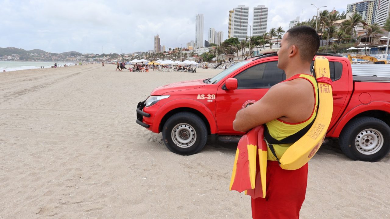 Bombeiros do RN realizam 25 resgates nas praias nos primeiros seis dias de 2025