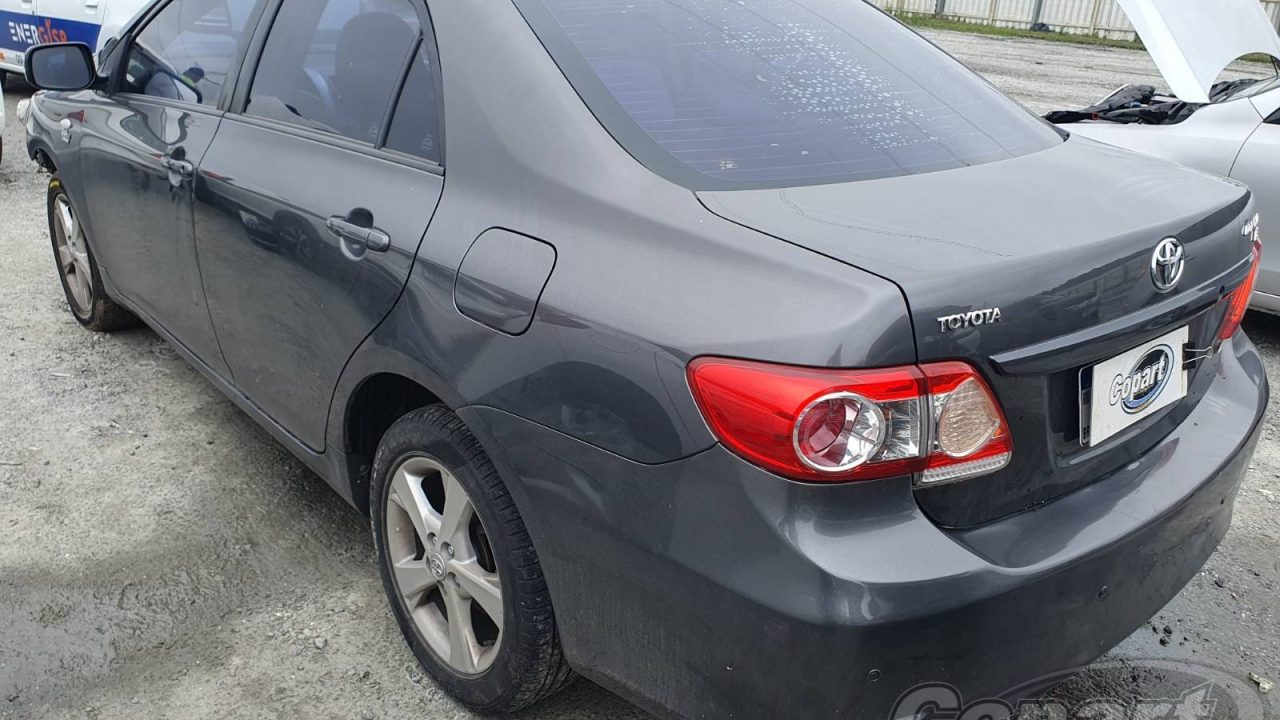 Toyota Corolla GLi Leilão