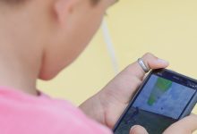 Escolas da educação básica iniciam ano letivo com proibição de celular