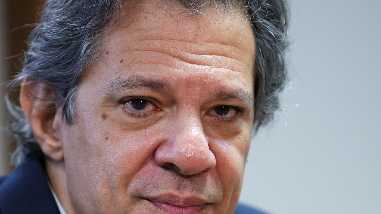 Haddad afirma que Lula vetará jabutis que poderiam elevar conta de luz