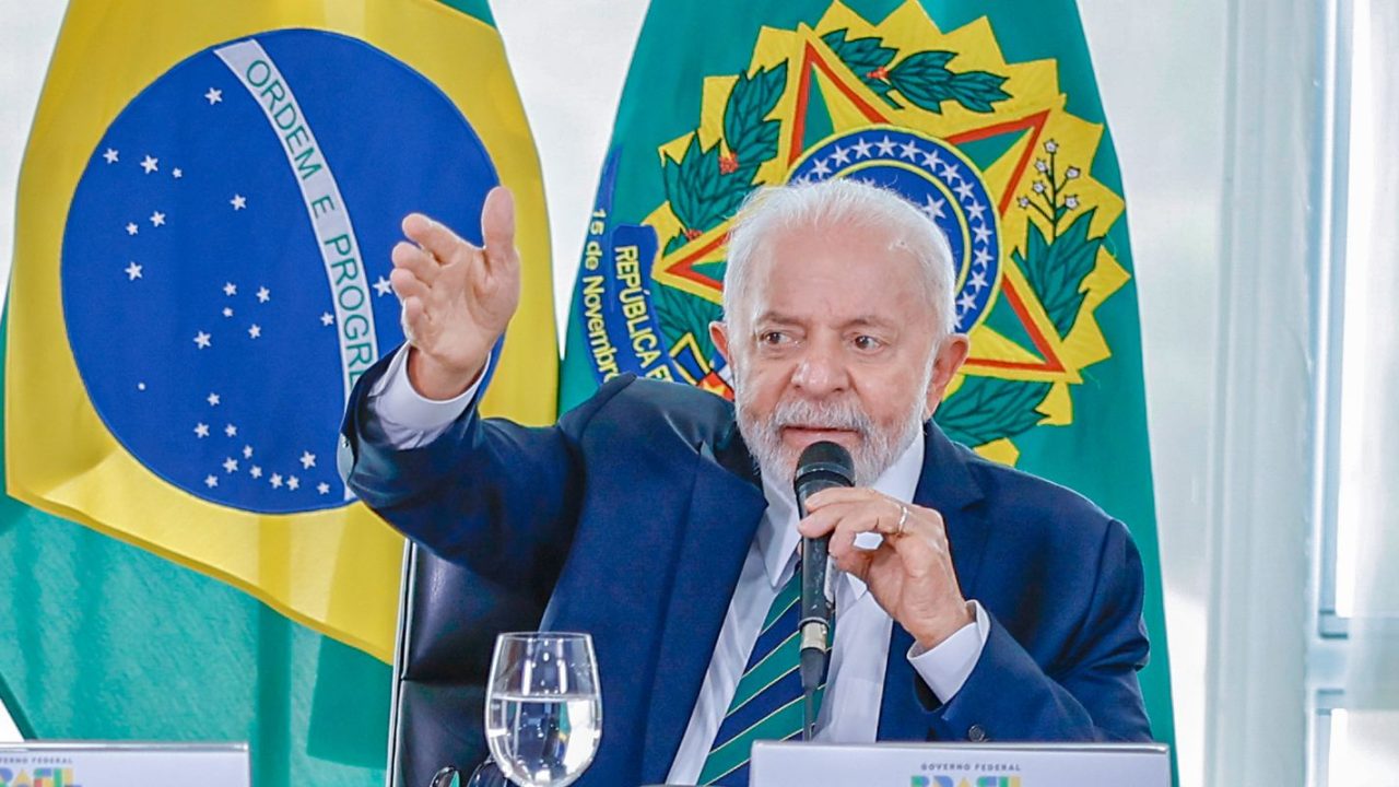 Prioridade do governo em 2025 é baratear os alimentos, diz Lula