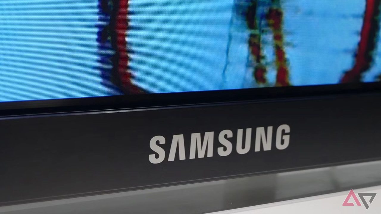 Samsung planeja parceria com OpenAI para TVs com IA, buscando liderança no mercado