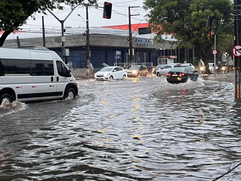 Chuva intensa em Natal foi causada por sistema de brisa, diz Emparn; veja previsão para os próximos dias