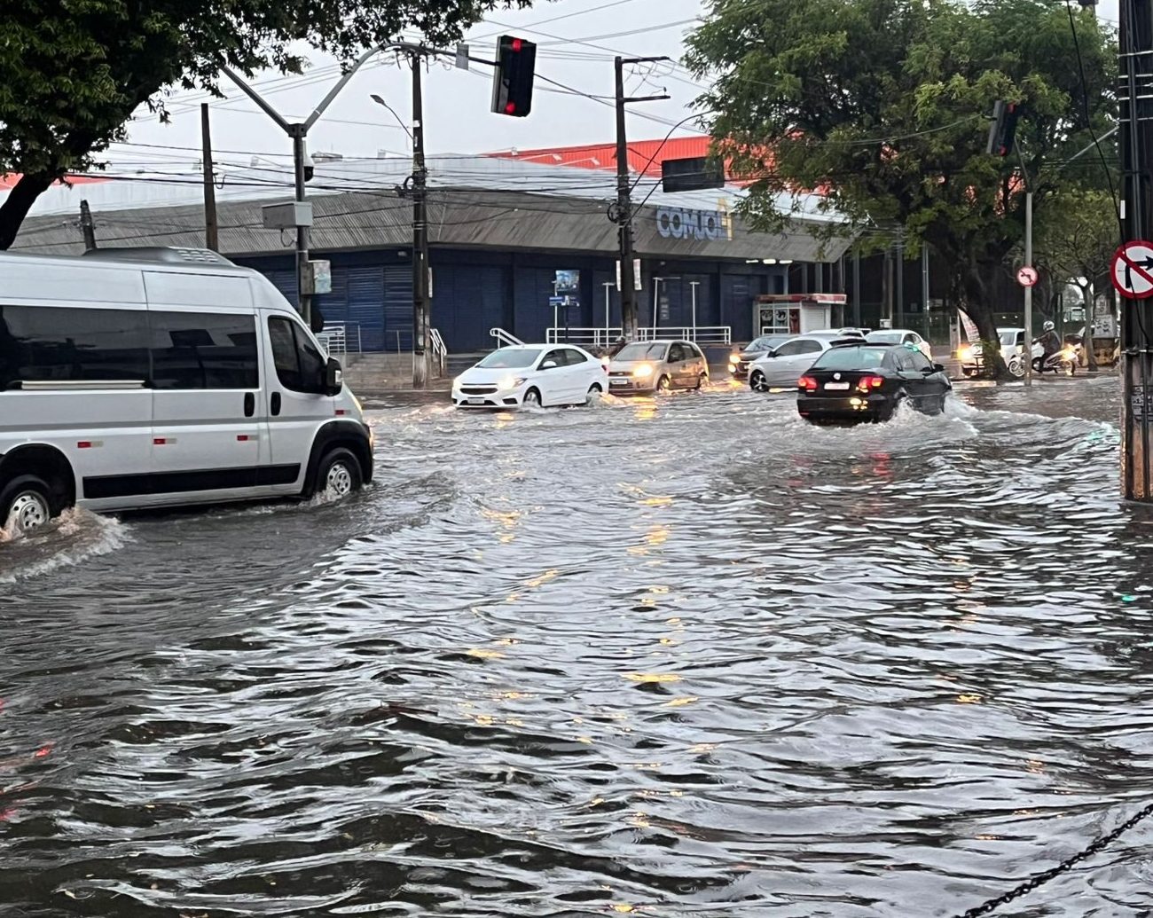 Chuva intensa em Natal foi causada por sistema de brisa, diz Emparn; veja previsão para os próximos dias