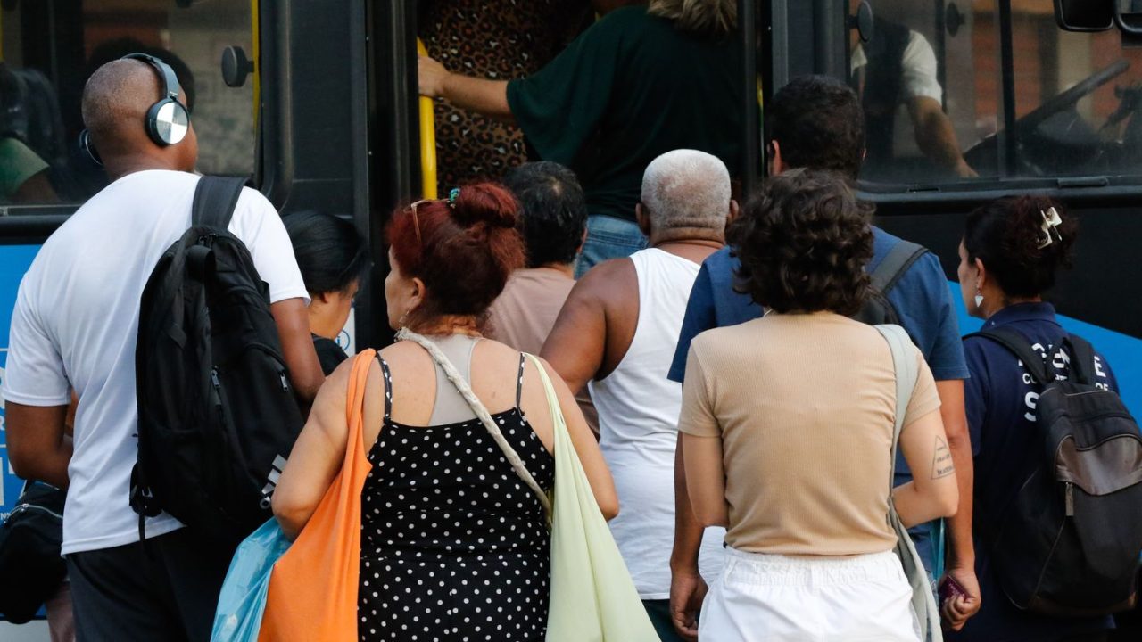 Passagem de ônibus no Rio subirá de R$ 4,30 para R$ 4,70