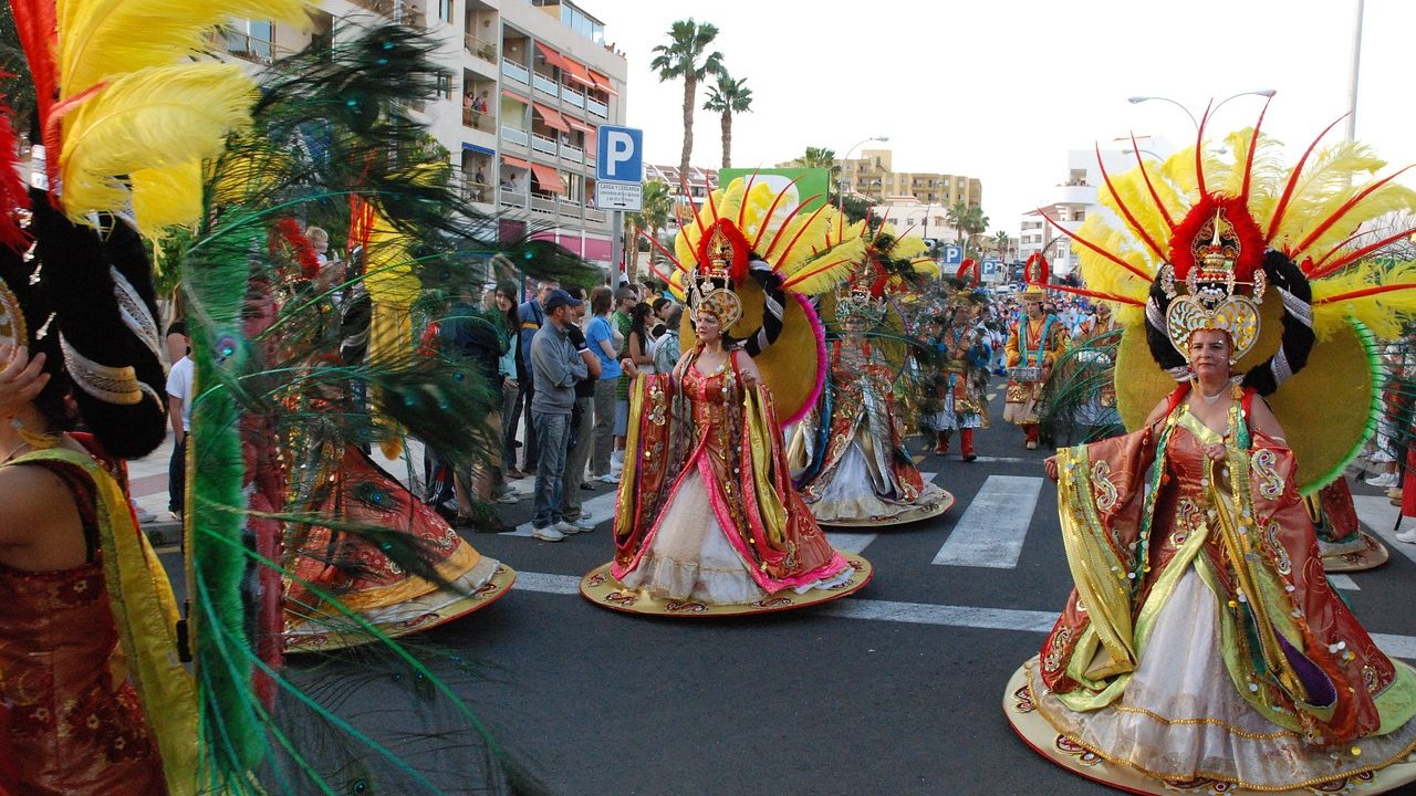 Carnaval é feriado? O que você precisa saber antes de faltar ao trabalho