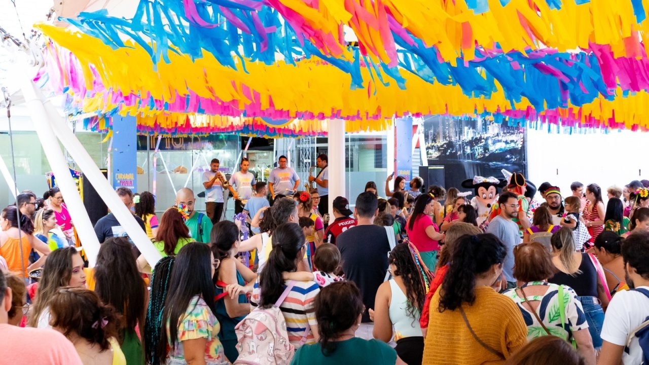 Carnaval 2025 no Praia Shopping terá quatro dias de folia com entrada gratuita