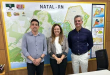 Equipe da Secretaria de Trânsito de Macaíba realiza visita técnica para parceria com a STTU de Natal