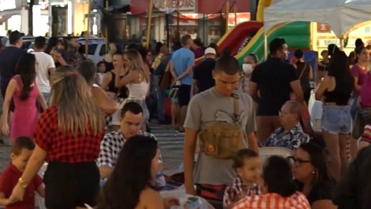 Shopping Cidade Verde recebe prévia de Carnaval com feira Expomulti e shows gratuitos