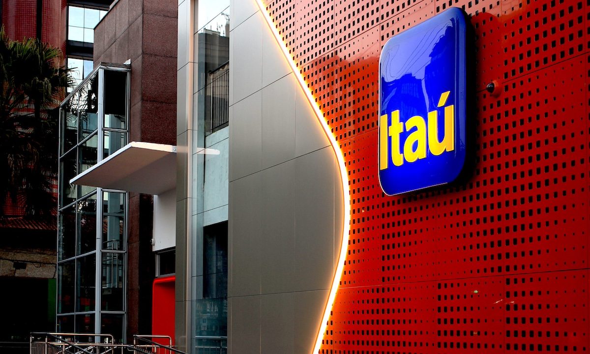 Itaú (ITUB4)