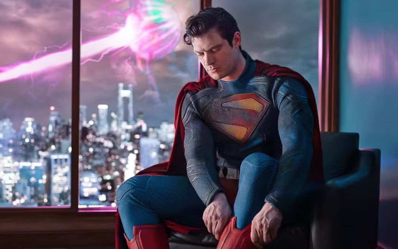 James Gunn publica 1a imagem de David Corenswet na pele do Superman