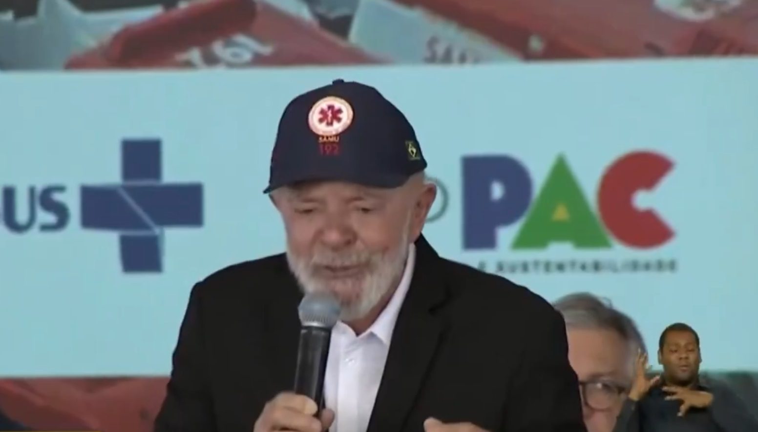 Lula anuncia programa de crédito para reforma de moradias, visando 'puxadinhos'