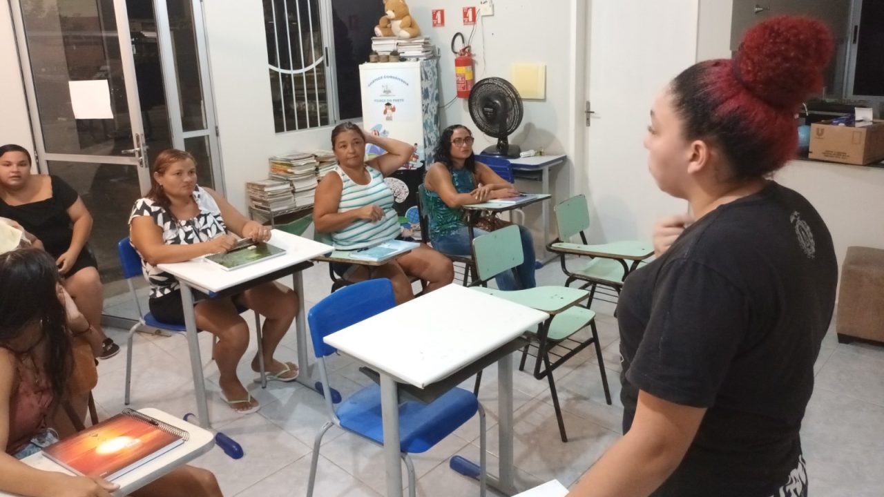 Projeto da UFRN cria rede para alfabetizar jovens, adultos e idosos em Natal