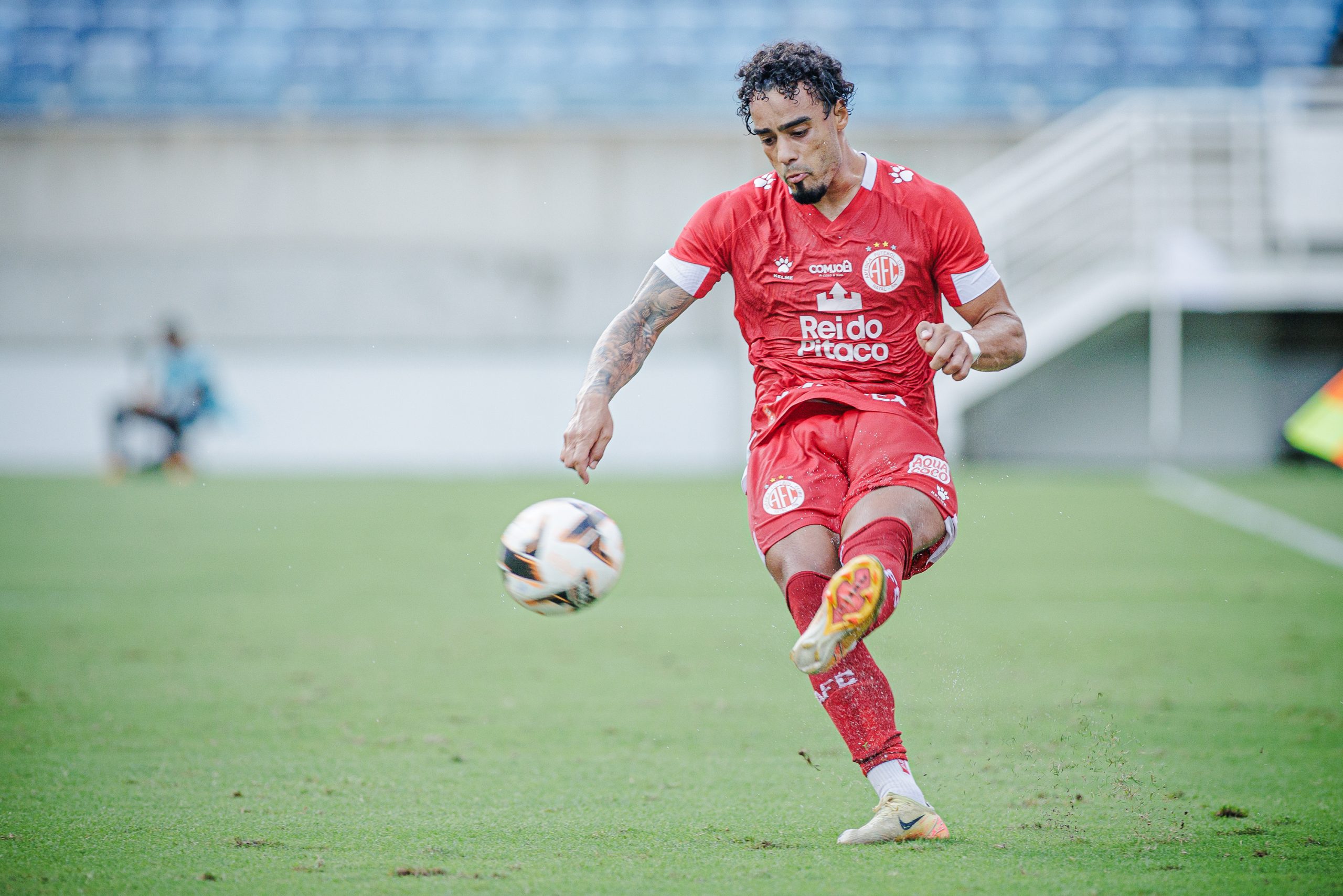 Titular do América-RN, Rennan Siqueira exalta vaga na final e reencontro com o Náutico pelo Nordestão