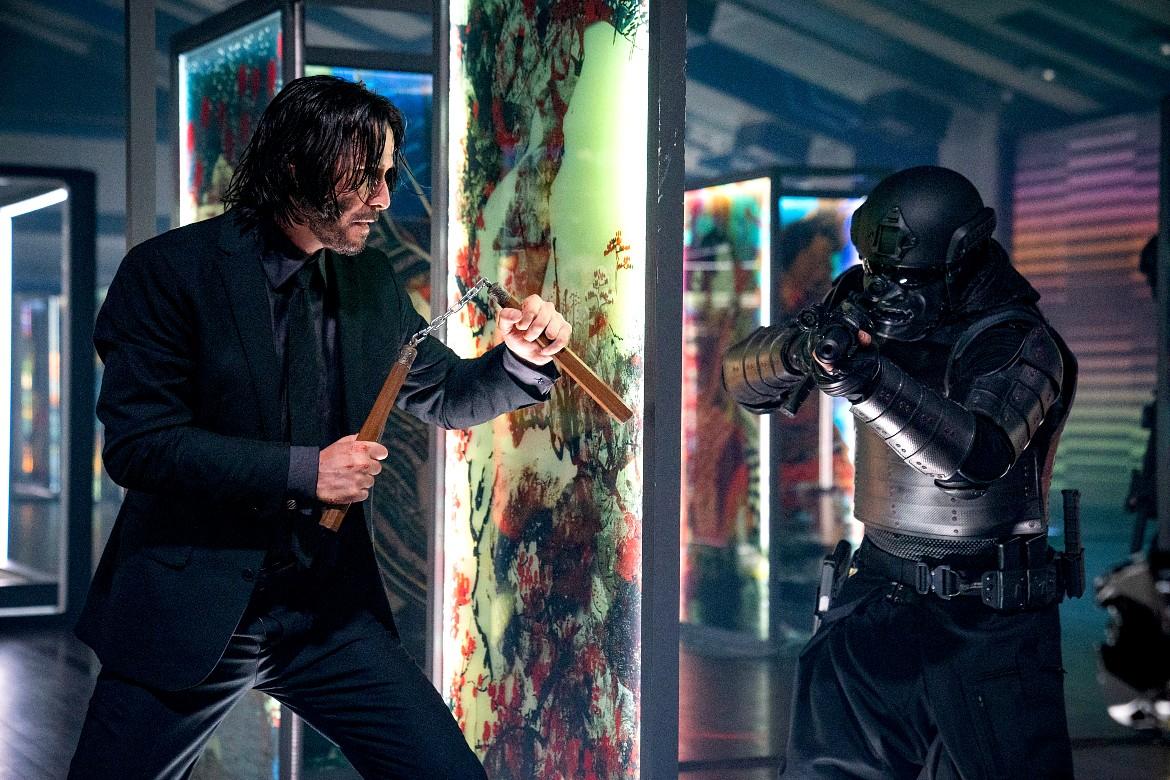 John Wick é um assassino aposentado do submundo que busca uma vida tranquila com sua esposa