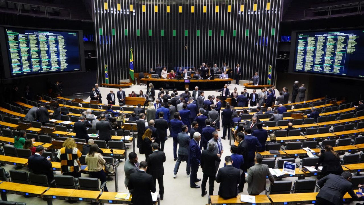 plenario da camara dos deputados 1