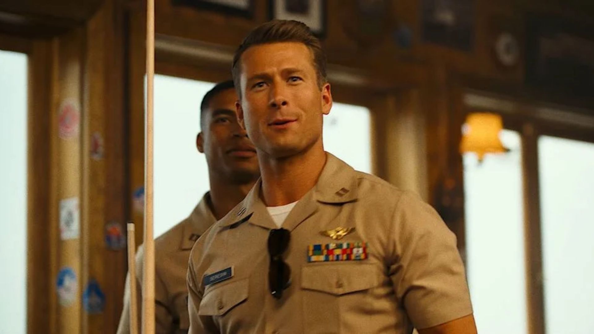 Glen Powell pode participar do reboot do Massacre da Serra Elétrica