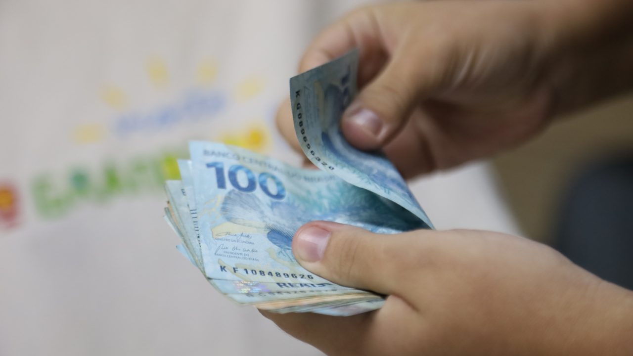 Sindilojas anuncia novo piso salarial para o comércio varejista potiguar
