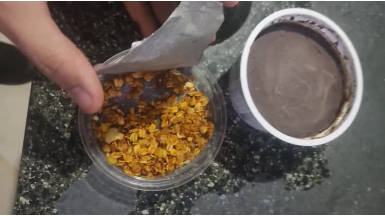 Bebê de oito meses morre e mulher está na UTI após comer açaí; suspeita é de envenenamento 
