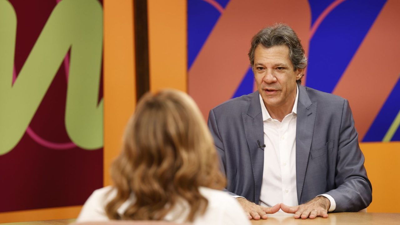 Reforma do IR cria constrangimento moral para super-ricos, diz Haddad