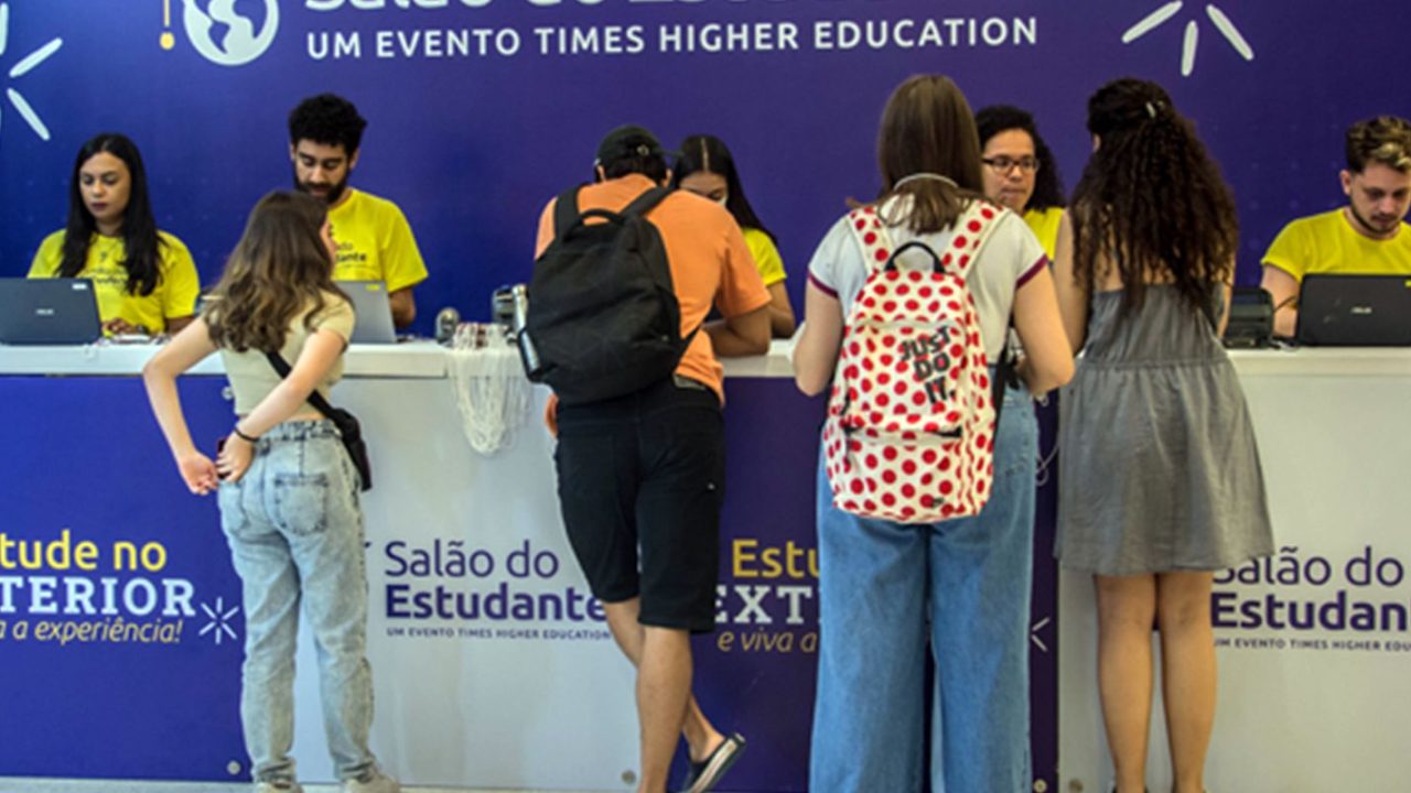 Salão do Estudante promove oportunidades para estudar no exterior