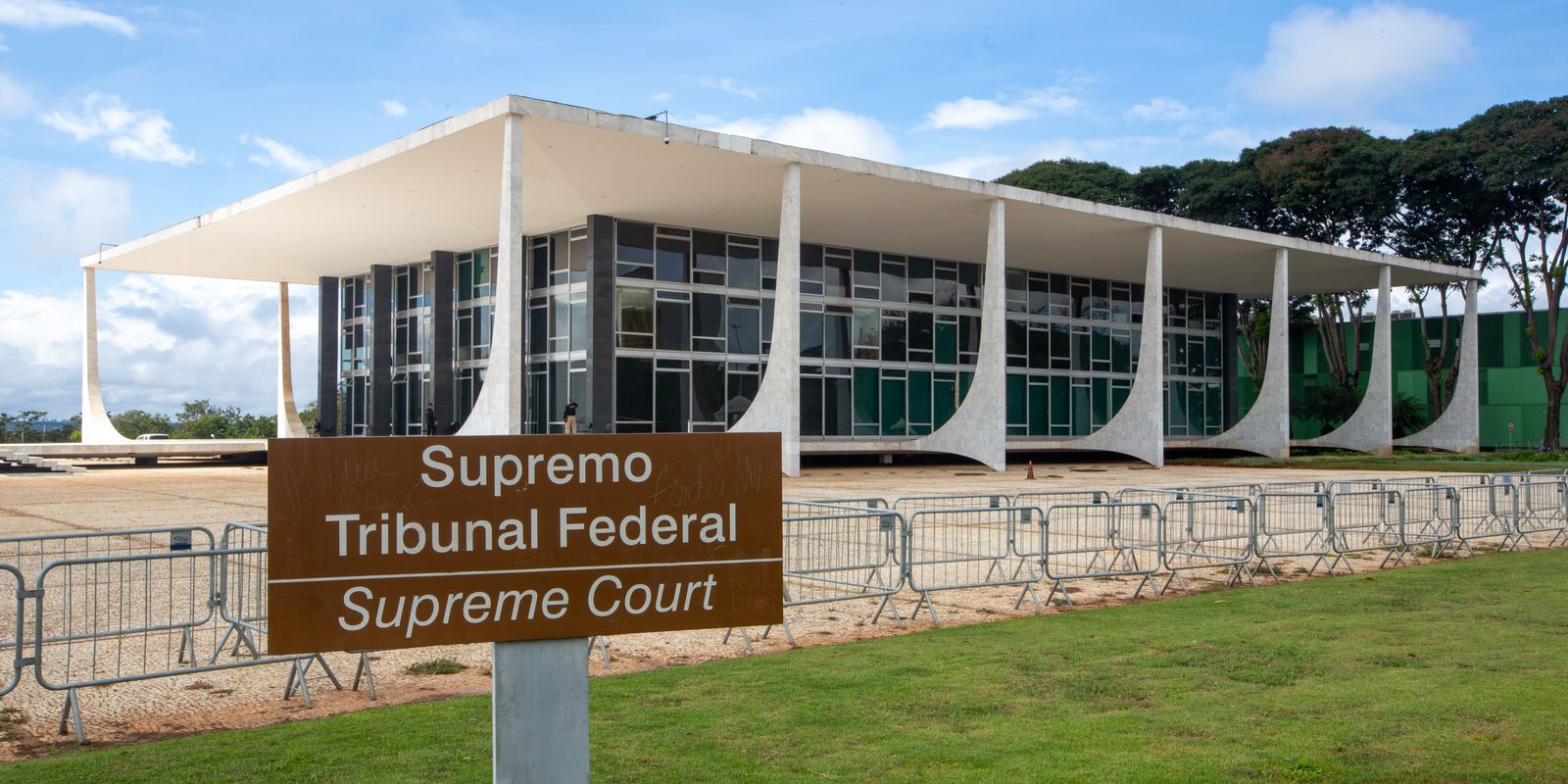 STF valida lei de SP que pune empresas por trabalho escravo