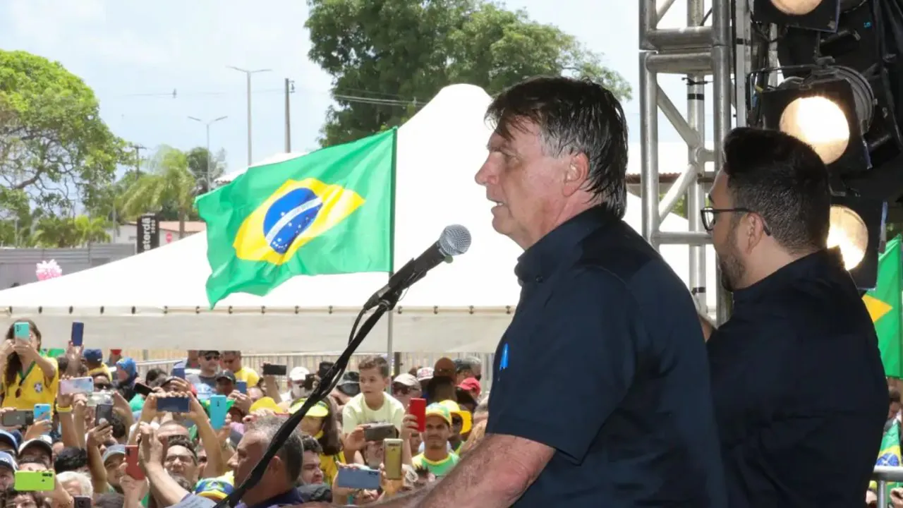 Jair Bolsonaro vira cidadão natalense